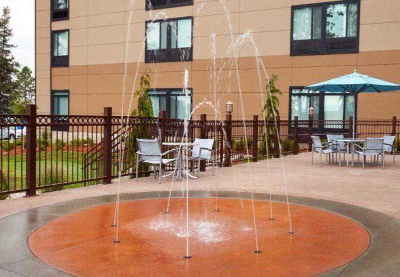 Springhill Suites Кер д'Ален Екстериор снимка