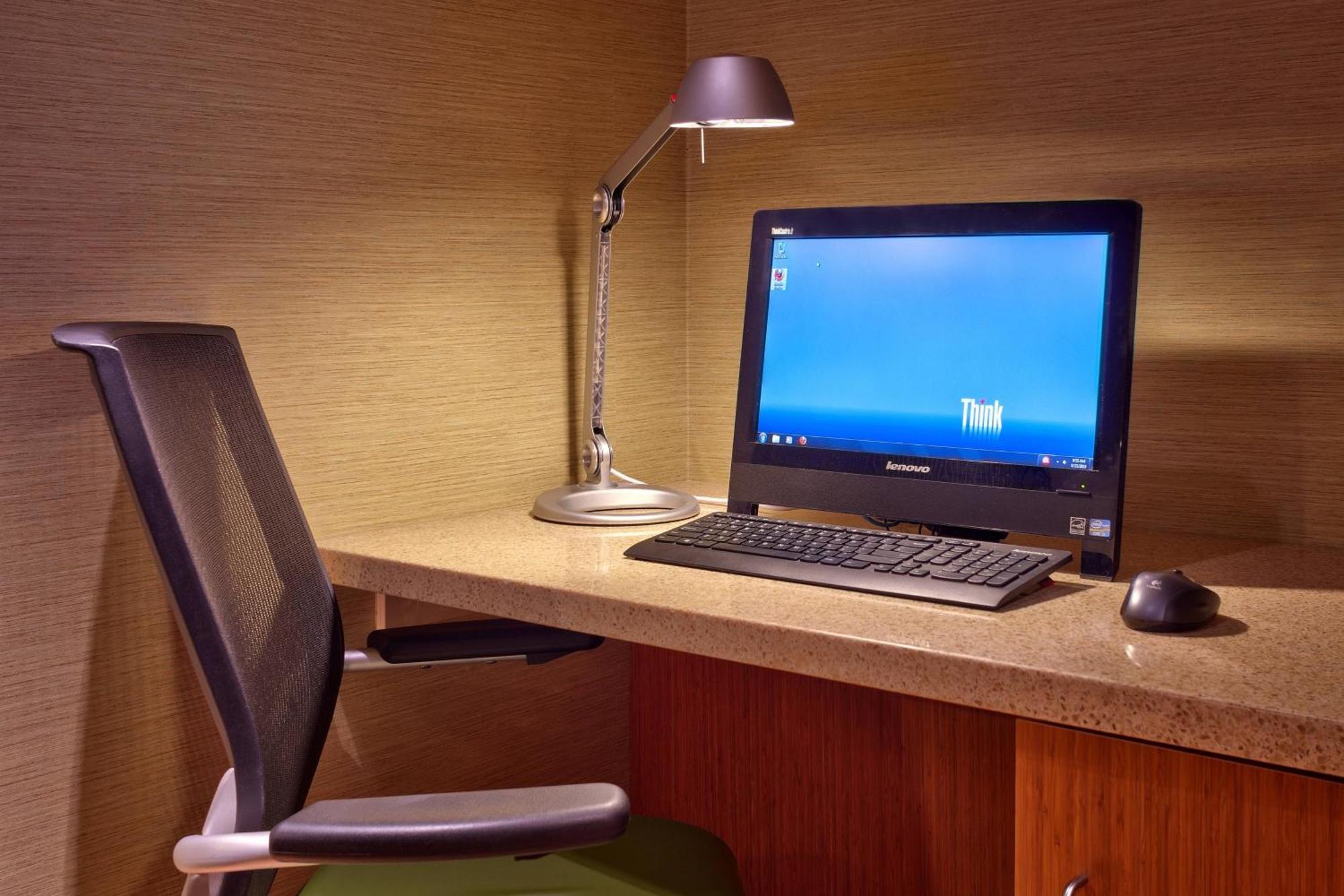 Springhill Suites Кер д'Ален Екстериор снимка